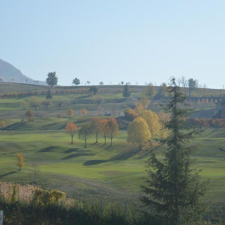 Golf Valcurone Hotel Momperone Exterior foto