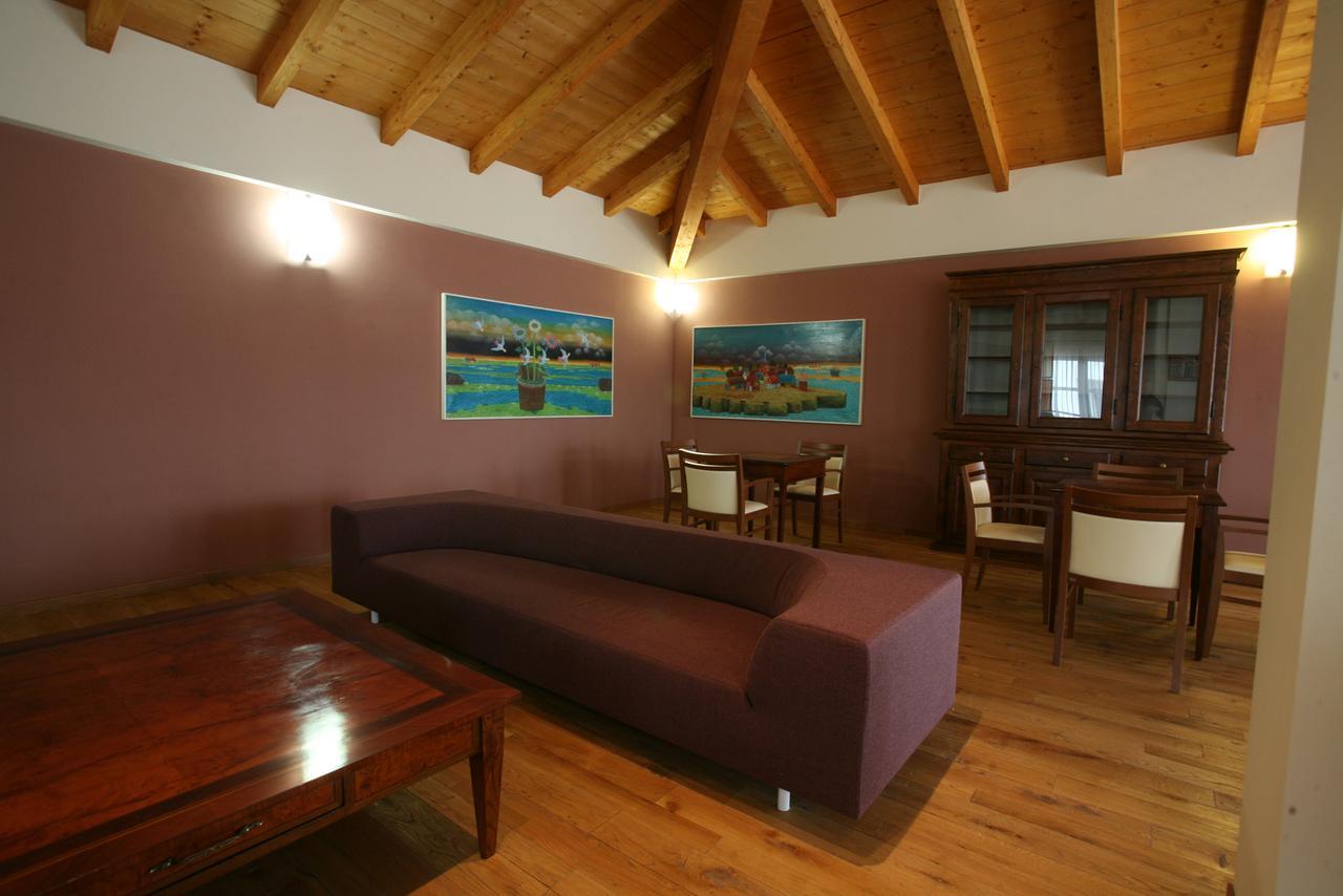Golf Valcurone Hotel Momperone Exterior foto