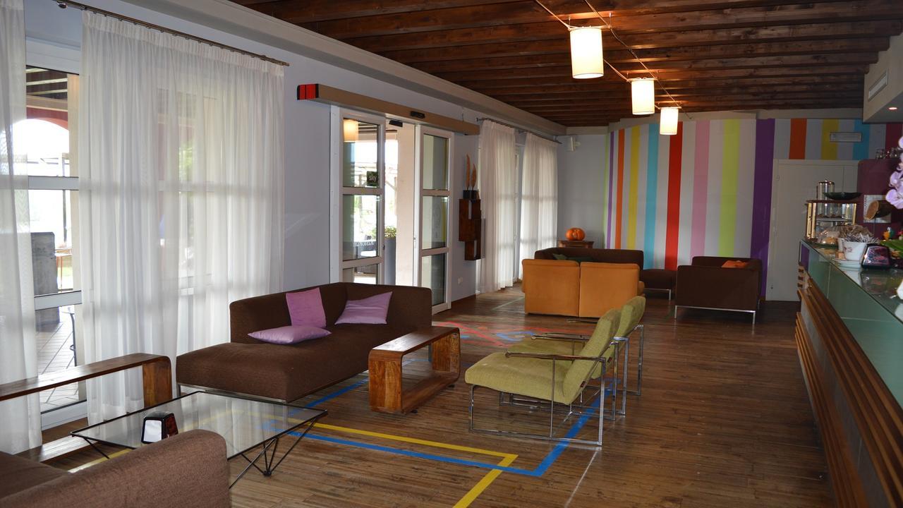 Golf Valcurone Hotel Momperone Exterior foto