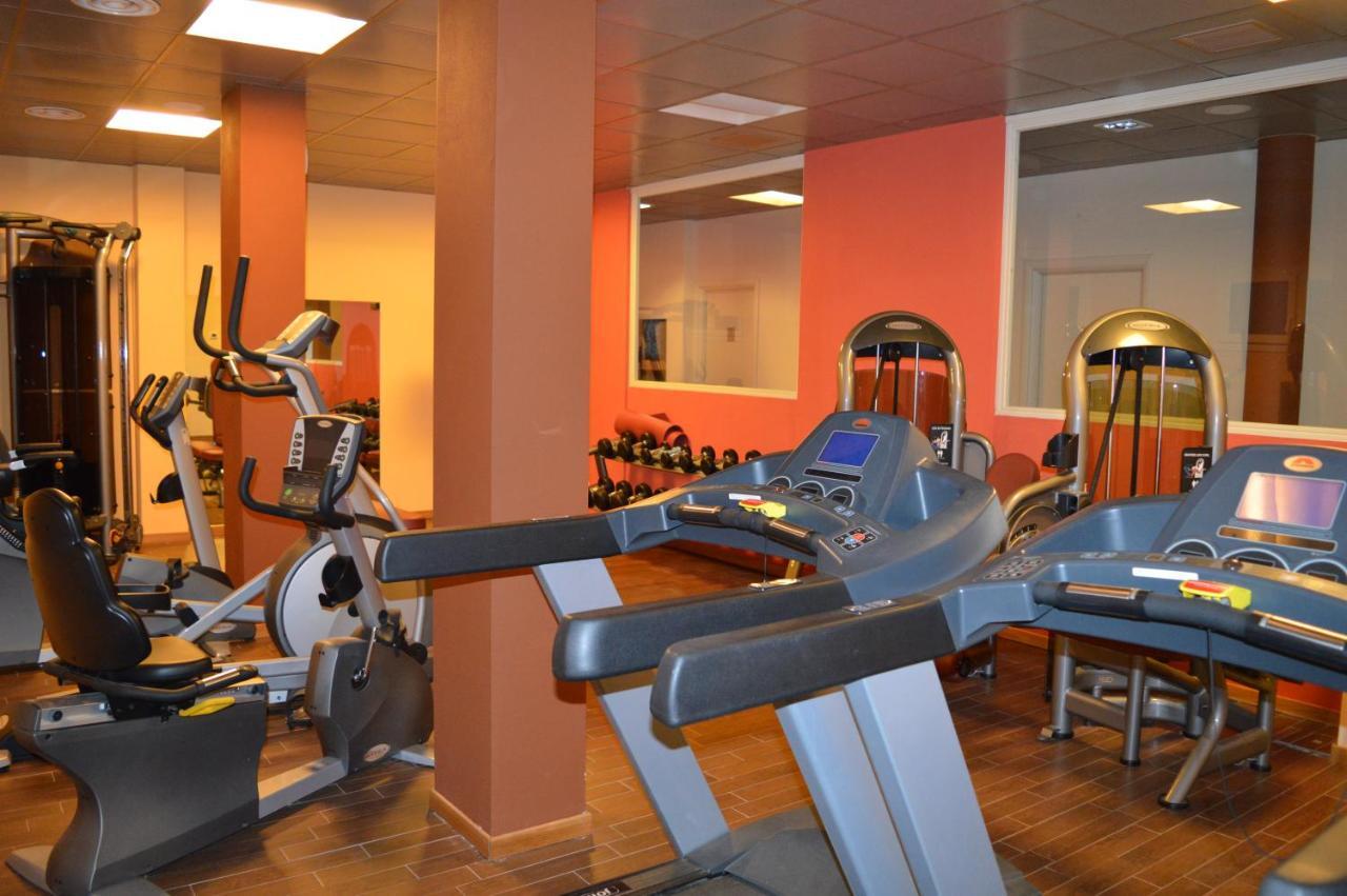 Golf Valcurone Hotel Momperone Exterior foto